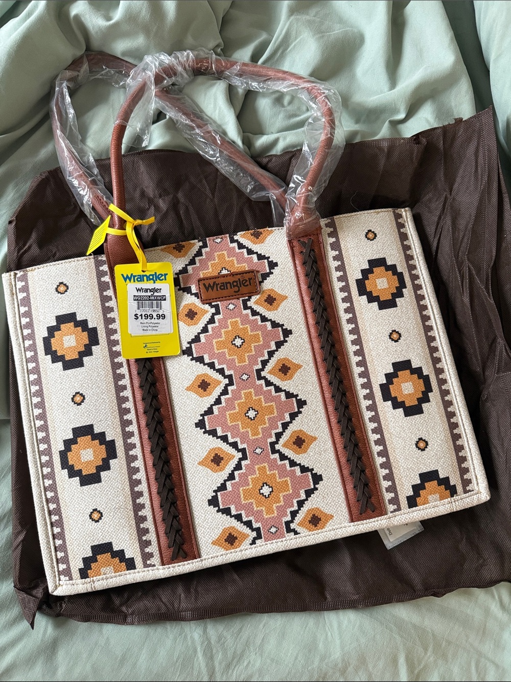 NWT Wrangler Aztec Canvas Tote in Beige, Brown & Tan